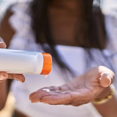 Safer Sunscreen: Stanford Researchers Explore Novel Approach to Sustainable Sun Protection